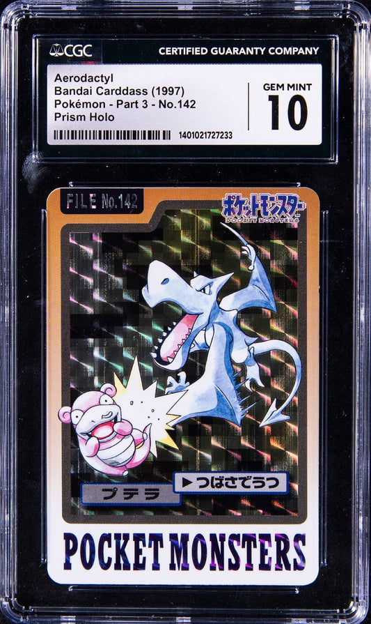 1997 POKEMON JAPANESE BANDAI CARDDASS PRISM HOLO AERODACTYL #142 CGC 10